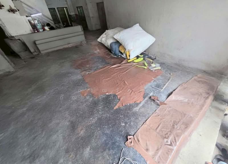 ขาย หรือ เช่า อาคารพาณิชย์ 2 ชั้น ติดถนน ราชพฤกษ์, Nonthaburi, Bang Krang, Muang Nonthaburi, Nonthaburi, , 93 sqm, Shophouse For Sale, by กรณวัสส์ กัณฑวัสส์วงส์, 500427218 - DDproperty.com