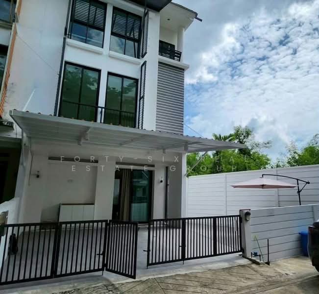 Areeya Mandarina Sukhumvit 77 : อารียา แมนดารีนา สุขุมวิท 77, กรุงเทพ, ถนนสุขุมวิท 77 (อ่อนนุช), สวนหลวง, กรุงเทพ, 128 ตร.ม., ทาวน์เฮ้าส์ ให้เช่า, โดย Forty-Six Real Estate Group, 500427221 - DDproperty.com