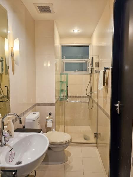 Baan Klang Krung Siam-Pathumwan, Bangkok, Petchburi Road, Thanon Phetchaburi, Ratchathewi, Bangkok, 2 Bedrooms, 85 sqm, Condo For Sale, by Amarin Sitthidhoon, 500427225 - DDproperty.com