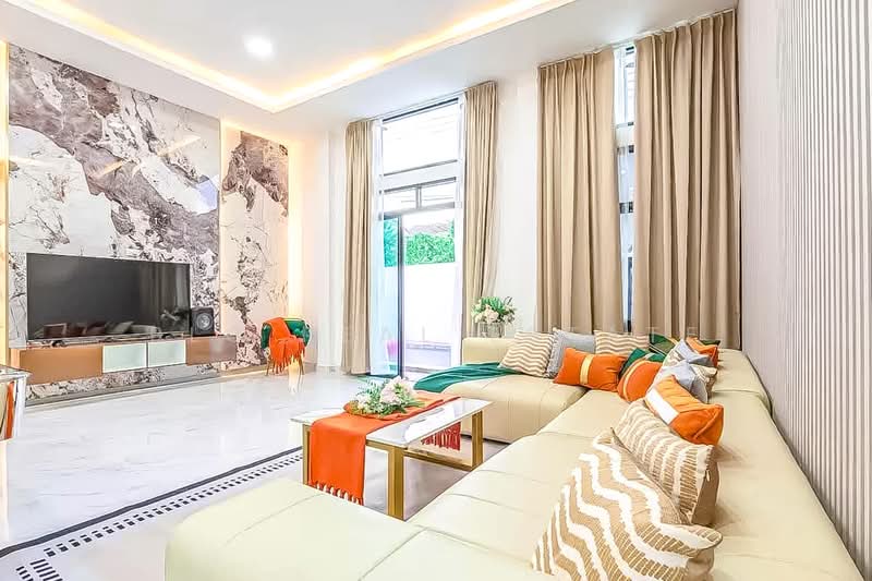 Luxury Pool Villa for Sale Thappraya South Pattaya 3Bedroom, Chon Buri (Pattaya), Bang Lamung, Bang Lamung (Pattaya), Chon Buri (Pattaya), 3 Bedrooms, 224 sqm, Villa For Sale, by PLC Real Estate, 500427229 - DDproperty.com