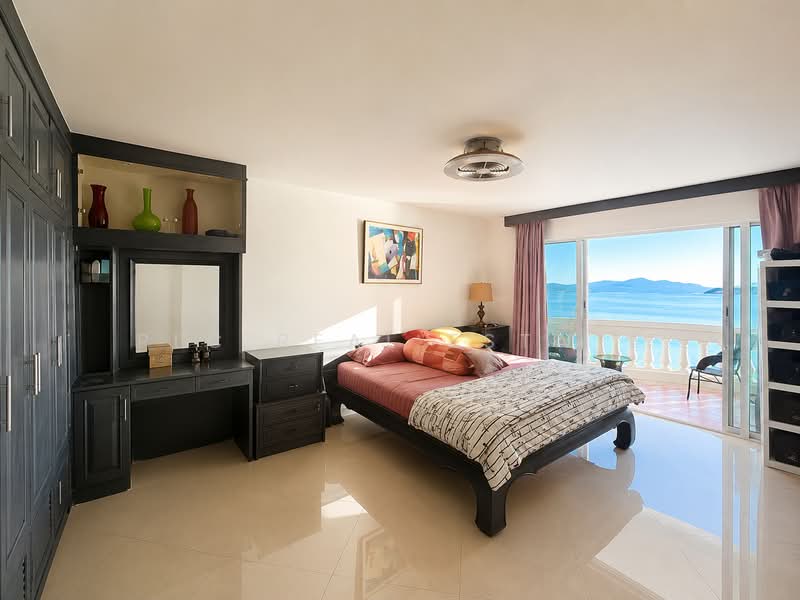 Park Beach Condominium, Chon Buri (Pattaya), Na Kloe, Bang Lamung (Pattaya), Chon Buri (Pattaya), 3 Bedrooms, 175 sqm, Condo For Sale, by PLC real estate, 500427230 - DDproperty.com