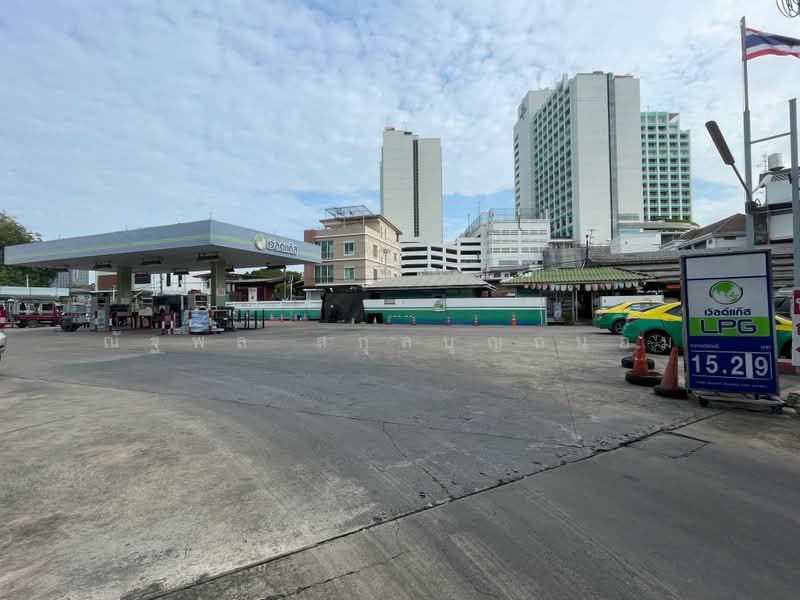 ให้เช่าพื้นที่ร้านล้างรถ ติดถนนใหญ่ ในปั๊ม LPG ทำเลทอง ใกล้ รพ.พญาไท 3 รถพลุกพล่านตลอดวัน!,ภาษีเจริญ, กรุงเทพ, เพชรเกษม, ปากคลองภาษีเจริญ, ภาษีเจริญ, กรุงเทพ, 70 ตร.ม., พื้นที่ขายของ ให้เช่า, โดย ณัฐพล สกุลบุญถนอม, 500427268 - DDproperty.com