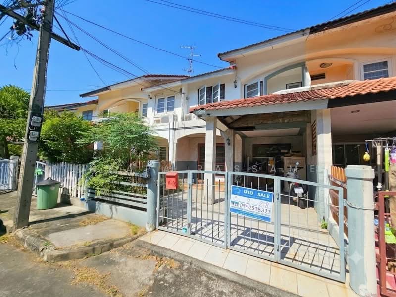 Garden Home Village, Pathum Thani, Soi Phahonyothin 60, Khu Khot, Lam Luk Ka, Pathum Thani, 3 Bedrooms, 100 sqm, Townhouse For Sale, by Punpapa Rassamee, 500427302 - DDproperty.com