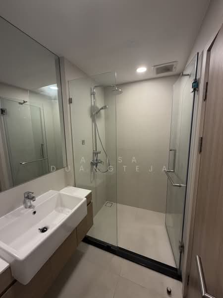 Noble Ambience Sukhumvit 42, Bangkok, 55 Suk Chai Alley, Khong Tan, Khlong Toei, Bangkok, 2 Bedrooms, 52 sqm, Condo For Rent, by Alisa Duangteja, 500427312 - DDproperty.com
