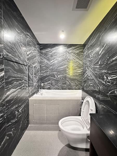Whizdom Inspire Sukhumvit, Bangkok, Sukhumvit Road, Bang Chak, Phra Khanong, Bangkok, 2 Bedrooms, 95 sqm, Condo For Sale, by Chanatda Hirunyalekha, 500427373 - DDproperty.com