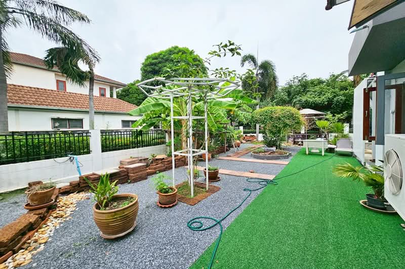 Neighborhome Watcharaphon, Bangkok, Sukhaphiban 5, Sam Wa Tawan Ok, Khlong Sam Wa, Bangkok, 3 Bedrooms, 180 sqm, Single Detached House For Sale, by คุณแพรว, 500427386 - DDproperty.com
