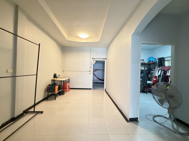 ศรีทอง4 (Srithong4), Phra Nakhon Si Ayutthaya, Bang Krasun, Bang Pa-In, Phra Nakhon Si Ayutthaya, 2 Bedrooms, 150 sqm, Townhouse For Sale, by The Best Property ใบหม่อน, 500427389 - DDproperty.com