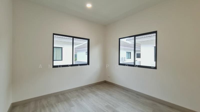Modi Villa Pinklao – Wongwaen : โมดิ วิลล่า ปิ่นเกล้า – วงแหวน, นนทบุรี, ทางหลวงชนบท นบ.1011, ศาลากลาง, บางกรวย, นนทบุรี, 130 ตร.ม., บ้านแฝด ขาย, โดย Angsanaporn D, 500427418 - DDproperty.com