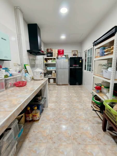 Fuengfa 15, Samut Prakan, Samut Prakan Rural Road 3023, Phreak Sa Mai, Muang Samut Prakarn, Samut Prakan, 3 Bedrooms, 100 sqm, Townhouse For Sale, by The Best Property น้ำหวาน, 500427427 - DDproperty.com