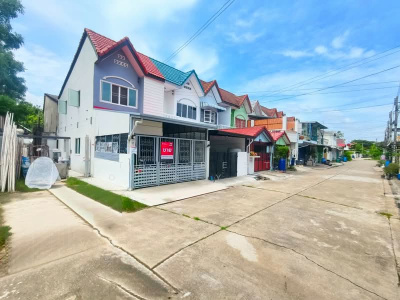 ร่มประดู่ พุทธมณฑลสาย4, Bangkok, Khlong Khwang, Phasi Charoen, Bangkok, 2 Bedrooms, 150 sqm, Townhouse For Sale, by The Best Property แอน, 500427446 - DDproperty.com