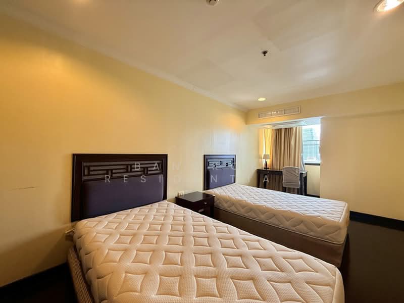 Lake Green, Bangkok, 199 Sukhumvit Soi 8, Khlong Toei, Bangkok, 2 Bedrooms, 153 sqm, Condo For Rent, by Bangkok Residential, 500427463 - DDproperty.com