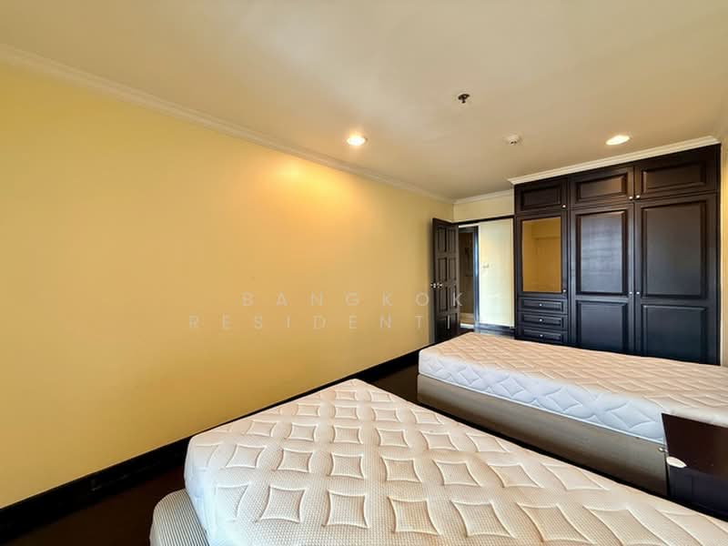 Lake Green, Bangkok, 199 Sukhumvit Soi 8, Khlong Toei, Bangkok, 2 Bedrooms, 153 sqm, Condo For Rent, by Bangkok Residential, 500427463 - DDproperty.com