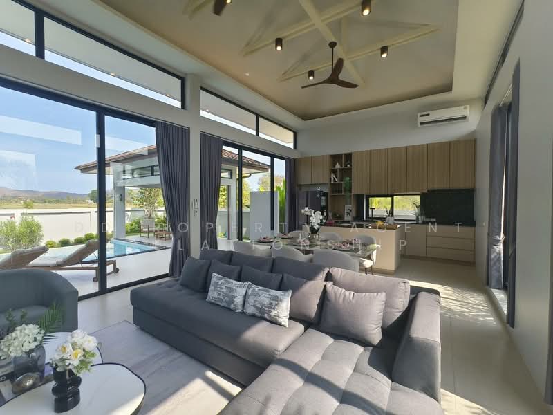 The Livin Phetkasem, Bangkok, 689 Petchkasem Road, Bang Wa, Phasi Charoen, Bangkok, 2 Bedrooms, 100 sqm, Condo For Rent, by DDproperty Agent Relationship, 500427493