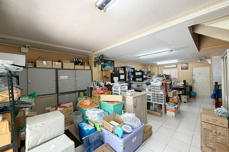 Urbanion Rama 9-Wongwaen, Bangkok, 80 Krungthep Kreetha Road, Saphan Sung, Bangkok, 4 Bedrooms, 150 sqm, Townhouse For Sale, by คุณบี, 500427499 - DDproperty.com