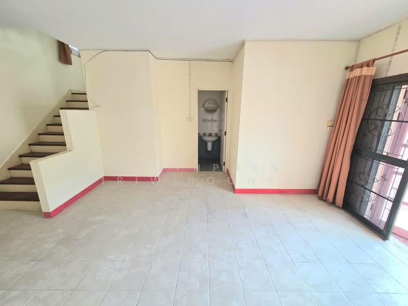 Baan Pruksa B Rangsit - Klong 3, Pathum Thani, Liab Klong Sam Road, Khlong Sam, Khlong Luang, Pathum Thani, 3 Bedrooms, 80 sqm, Townhouse For Sale, by Natthporn Siriwiboonsak, 500427508 - DDproperty.com