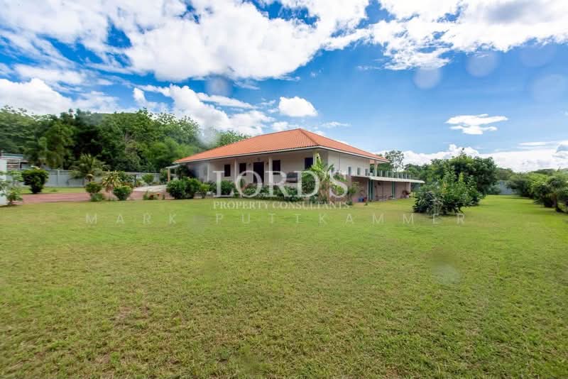 Hua Hin Khao Tao, Prachuap Khiri Khan, Nong Kae, Hua Hin, Prachuap Khiri Khan, 4 Bedrooms, 300 sqm, Villa For Sale, by Mark Puttkammer, 500427527 - DDproperty.com