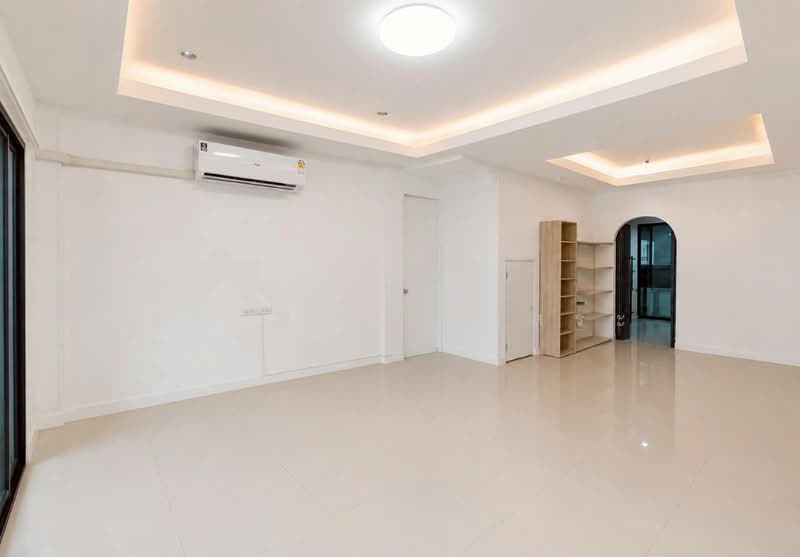 The Pride Rangsit-Klong 3, Pathum Thani, Rangsit-Nakhon Nayok Bueng Yitho, Bang Yitho, Thanyaburi, Pathum Thani, 4 Bedrooms, 150 sqm, Townhouse For Sale, by กรกฤตย์ บุญสระ, 500427540 - DDproperty.com
