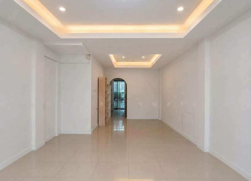 The Pride Rangsit-Klong 3, Pathum Thani, Rangsit-Nakhon Nayok Bueng Yitho, Bang Yitho, Thanyaburi, Pathum Thani, 4 Bedrooms, 150 sqm, Townhouse For Sale, by กรกฤตย์ บุญสระ, 500427540 - DDproperty.com