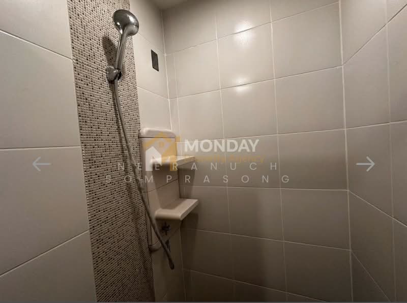 Aspire Sathon-Taksin (Copper Zone), Bangkok, 65 Kanlapaphruek Road, Bangko, Chom Thong, Bangkok, 1 Bedroom, 26 sqm, Condo For Sale, by Neeranuch Somprasong, 500427570 - DDproperty.com