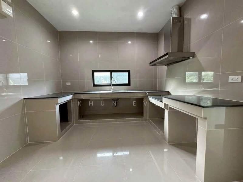Habitia Yard Ramintra, Bangkok, Panya-intra Road, Sam Wa Tawan Tok, Khlong Sam Wa, Bangkok, 4 Bedrooms, 262 sqm, Single Detached House For Rent, by Khun Eve, 500427594 - DDproperty.com