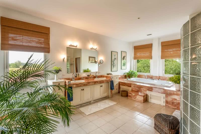 Mediterranean Luxury Estate For Sale in Rim Nua, Mae Rim, Chiang Mai, Rim Nua, Mae Rim, Chiang Mai, 5 Bedrooms, 600 sqm, Villa For Sale, by Elijah Ridgley, 500427599 - DDproperty.com