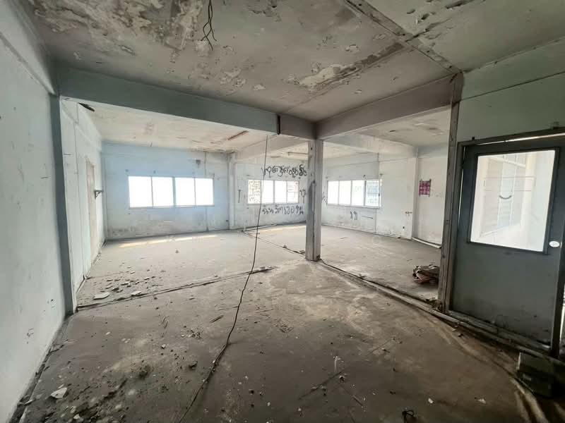 Commercial Building for Rent | Corner Unit | Near MRT Yellow Line Lat Phrao 101(SPSMG79), Bangkok, ลาดพร้าว 128/2, Khlong Chan, Bang Kapi, Bangkok, , 128 sqm, Shophouse For Rent, by Khun Ming, 500427612 - DDproperty.com