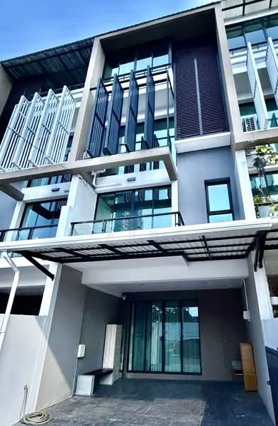 Bless Town Sukhumvit 50, Bangkok, Sukhumvit 50 Road, Phra Kanong, Khlong Toei, Bangkok, 3 Bedrooms, 240 sqm, Townhouse For Rent, by Knight Frank Chartered (Thailand) Co.,Ltd, 500427628 - DDproperty.com