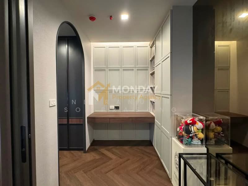 Life Sathorn Sierra, Bangkok, Ratchaphruek Rd, Talat Plu, Thon Buri, Bangkok, 1 Bedroom, 35 sqm, Condo For Sale, by Neeranuch Somprasong, 500427661 - DDproperty.com