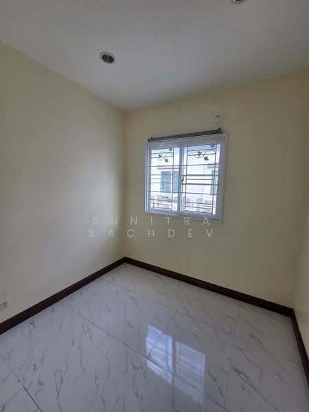 Villette Lite Pattanakarn, Bangkok, Soi Phatthanakan 38, Phatthanakan Road, Suan Luang, Bangkok, 3 Bedrooms, 160 sqm, Townhouse For Rent, by Sunitra Sachdev, 500427664 - DDproperty.com