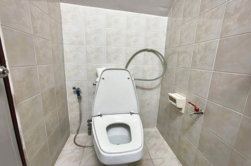 ซอยลาดพร้าว 113, Bangkok, Khlong Chan, Bang Kapi, Bangkok, 4 Bedrooms, 200 sqm, Townhouse For Sale, by คุณนทร, 500427677 - DDproperty.com