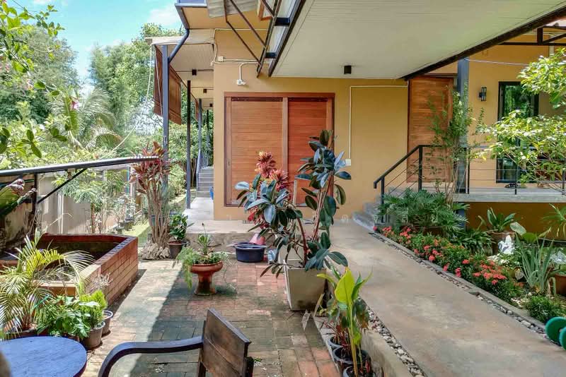 Contemporary Home with Ping River & Mountain Views - Rim Nua, Mae Rim, Chiang Mai, Rim Nua, Mae Rim, Chiang Mai, 3 Bedrooms, 300 sqm, Single Detached House For Sale, by Elijah Ridgley, 500427682 - DDproperty.com