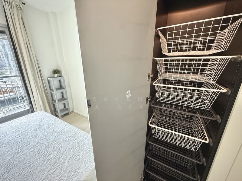 Aspire Rama 9, Bangkok, Soi Rama 9, Rama 9 Road, Huai Khwang, Bangkok, 1 Bedroom, 39 sqm, Condo For Rent, by Sakan Akkara-aektalin, 500427683 - DDproperty.com