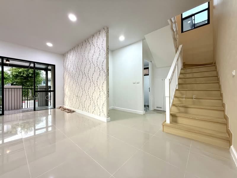 Zerene Petchkasem-Phutthamonthon Sai 3, Bangkok, 101 Phutthamonthon Sai 3 Road, Nong Kang Plu, Nong Khaem, Bangkok, 4 Bedrooms, 196 sqm, Single Detached House For Sale, by HOME Real Estate Service, 500427686 - DDproperty.com