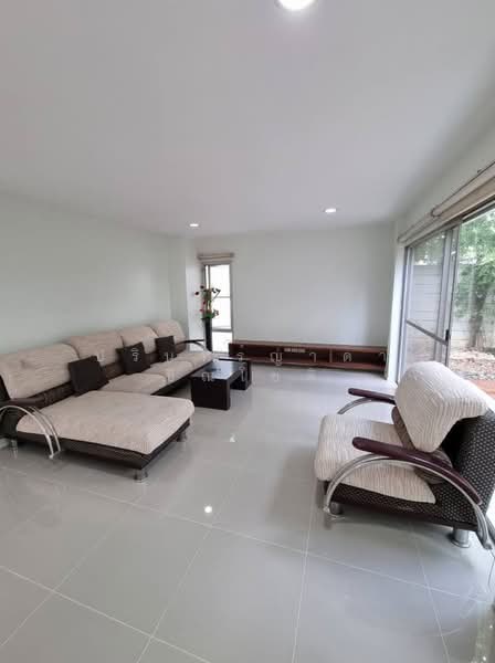Noble Geo Rama 5, Nonthaburi, Nakorn-in Road, Bang Khun Kong, Bang Kruai, Nonthaburi, 3 Bedrooms, 200 sqm, Single Detached House For Rent, by ปรินทร์ญาดา ชิณโชติ, 500427690 - DDproperty.com