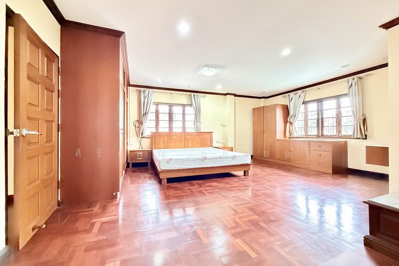 ภัสรี พุทธมณฑลสาย 2, Bangkok, Bang Kae Nua, Bang Khae, Bangkok, 4 Bedrooms, 183 sqm, Single Detached House For Sale, by ศิริเพ็ญ ทองอ่อน, 500427692 - DDproperty.com