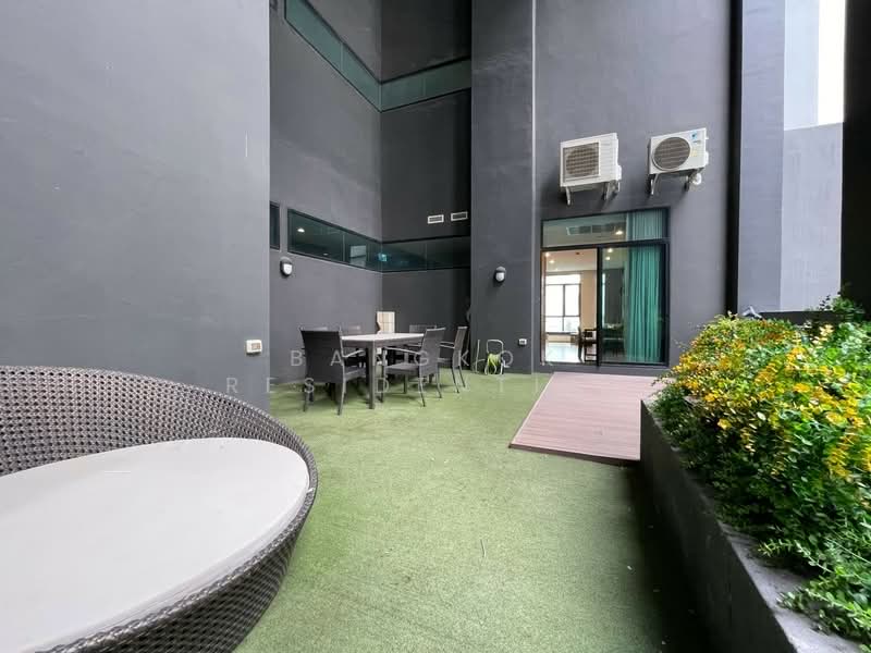 The Capital Ekamai-Thonglor, Bangkok, 2898 New Petchaburi Rd, Bang Kapi, Huai Khwang, Bangkok, 3 Bedrooms, 170 sqm, Condo For Sale, by Bangkok Residential, 500427711 - DDproperty.com