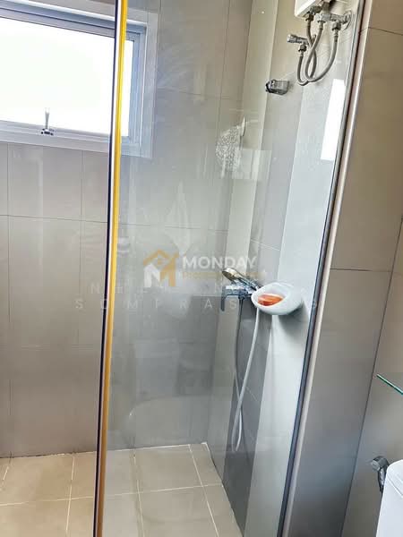 Supalai Park Ekkamai-Thonglor, Bangkok, Petchaburi Road, Bang Kapi, Huai Khwang, Bangkok, 1 Bedroom, 80 sqm, Condo For Sale, by Neeranuch Somprasong, 500427717 - DDproperty.com
