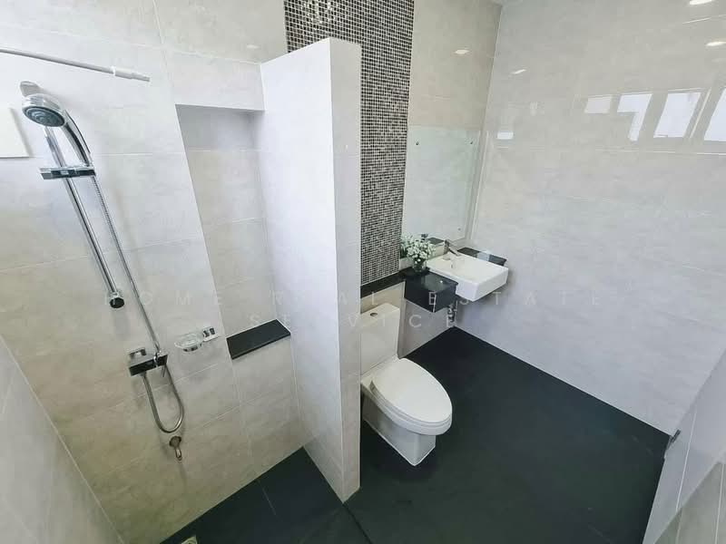 Perfect Masterpiece Sukhumvit 77, Samut Prakan, Soi Mu Ban Perfect Place Sukhumvit 77, Rachathewa, Bang Plee, Samut Prakan, 5 Bedrooms, 585 sqm, Single Detached House For Sale, by HOME Real Estate Service, 500427729 - DDproperty.com