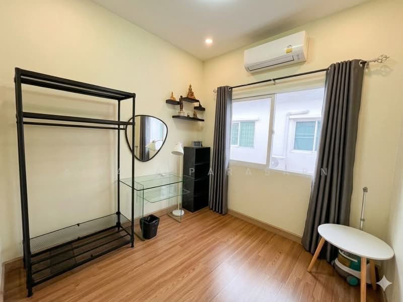 Gusto Phaholyothin – Ramintra, Bangkok, Soi Phahonyothin 48 Yeak 26, Anusaowari, Bang Khen, Bangkok, 4 Bedrooms, 132 sqm, Townhouse For Rent, by Airada Parasarn, 500427735 - DDproperty.com