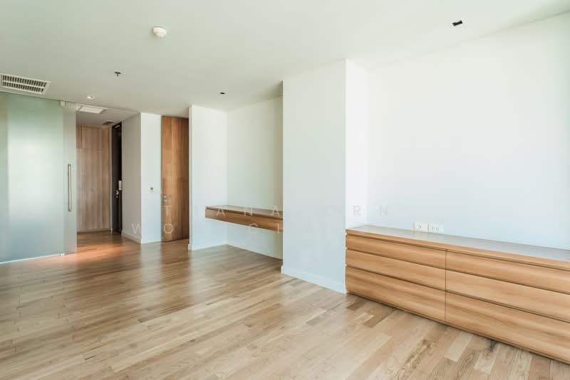 The Lakes, Bangkok, 123 Ratchadaphisek Road, Khlong Toei, Bangkok, 3 Bedrooms, 210 sqm, Condo For Rent, by Thanaporn Wongcharoen, 500427739 - DDproperty.com
