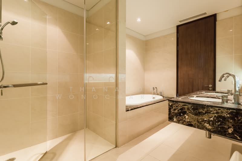 The Lakes, Bangkok, 123 Ratchadaphisek Road, Khlong Toei, Bangkok, 3 Bedrooms, 210 sqm, Condo For Rent, by Thanaporn Wongcharoen, 500427739 - DDproperty.com