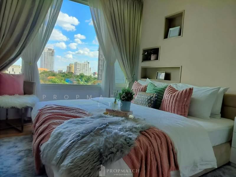 Siri At Sukhumvit, Bangkok, 902 Sukhumvit Road, Phra Kanong, Khlong Toei, Bangkok, 2 Bedrooms, 70 sqm, Condo For Rent, by PROPMATCH CO., LTD., 500427742 - DDproperty.com