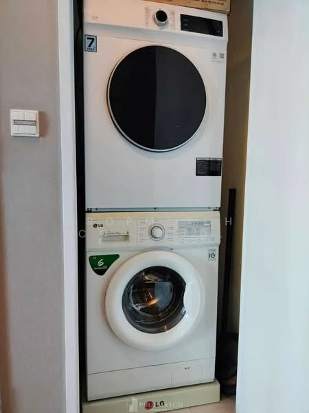 Siri At Sukhumvit, Bangkok, 902 Sukhumvit Road, Phra Kanong, Khlong Toei, Bangkok, 2 Bedrooms, 70 sqm, Condo For Rent, by PROPMATCH CO., LTD., 500427742 - DDproperty.com