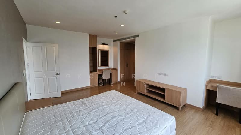 Baan Thai Living Ekkamai, Bangkok, 40 Soi Pridi Banomyong 31, Khlong Tan Nua, Watthana, Bangkok, 2 Bedrooms, 157 sqm, Condo For Rent, by BANGKOK PROPERTY AGENTS, 500427757 - DDproperty.com