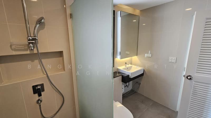 Baan Thai Living Ekkamai, Bangkok, 40 Soi Pridi Banomyong 31, Khlong Tan Nua, Watthana, Bangkok, 2 Bedrooms, 157 sqm, Condo For Rent, by BANGKOK PROPERTY AGENTS, 500427757 - DDproperty.com
