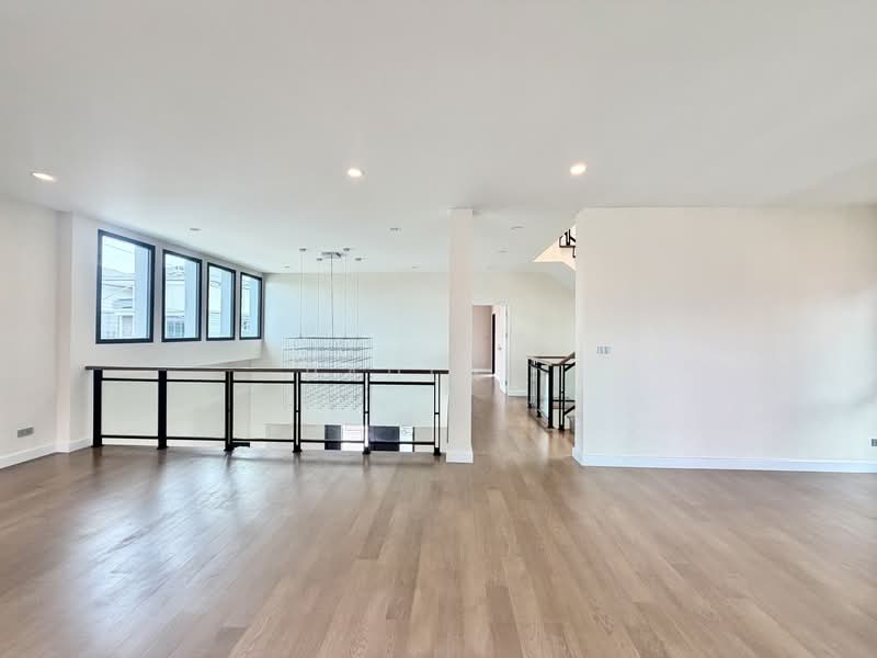 Supalai Essence Angsila, Chon Buri (Pattaya), Ang Sila, Muang Chon Buri, Chon Buri (Pattaya), 5 Bedrooms, 380 sqm, Single Detached House For Sale, by Paula ., 500427767 - DDproperty.com