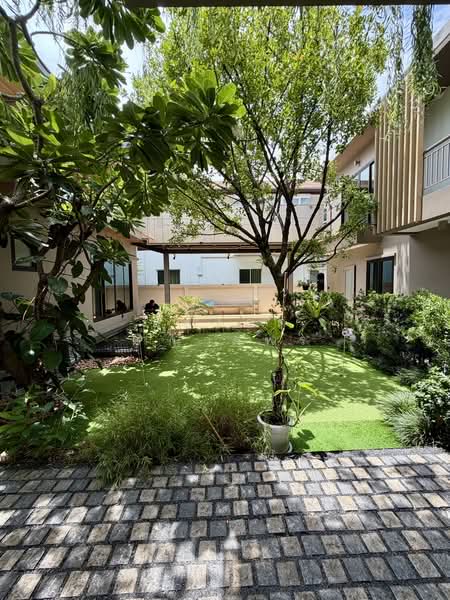 Nirvana Icon Wongwaen - Rama 9, Bangkok, Krungthep Kreetha Road, Saphan Sung, Bangkok, 6 Bedrooms, 1,000 sqm, Single Detached House For Sale, by อลงกต คำนวรพร, 500427787 - DDproperty.com