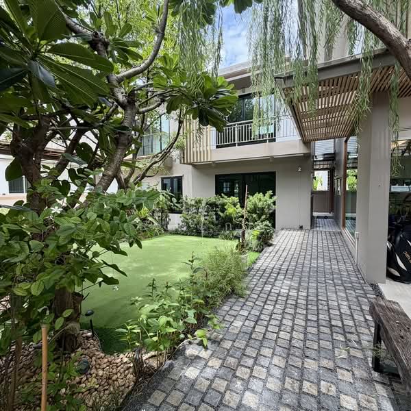 Nirvana Icon Wongwaen - Rama 9, Bangkok, Krungthep Kreetha Road, Saphan Sung, Bangkok, 6 Bedrooms, 1,000 sqm, Single Detached House For Sale, by อลงกต คำนวรพร, 500427787 - DDproperty.com