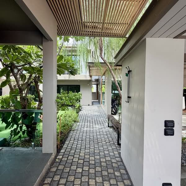 Nirvana Icon Wongwaen - Rama 9, Bangkok, Krungthep Kreetha Road, Saphan Sung, Bangkok, 6 Bedrooms, 1,000 sqm, Single Detached House For Sale, by อลงกต คำนวรพร, 500427787 - DDproperty.com