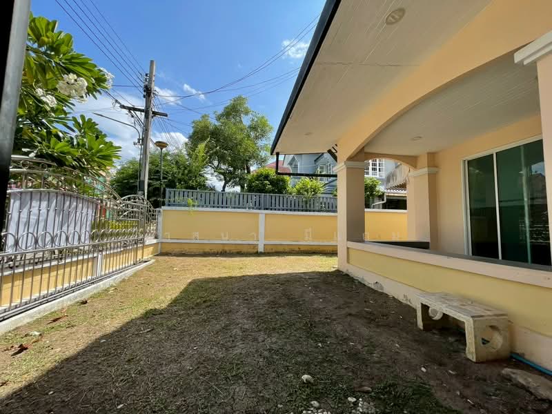 Chonlada Bangbuathong, Nonthaburi, Bang Kruai - Sai Noi Road, Bang Bua Thong, Nonthaburi, 3 Bedrooms, 200 sqm, Single Detached House For Sale, by Wasana Meetheam, 500427811 - DDproperty.com